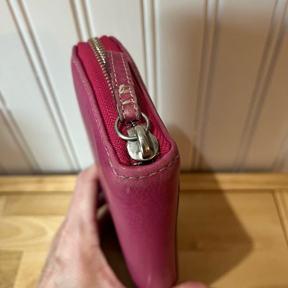 Coach Zip around Long Wallet - Vtg - Picture 4 of 9